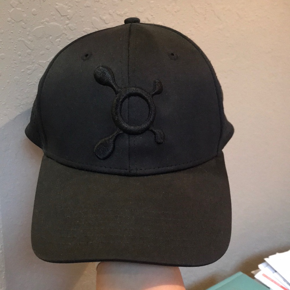 Black logo hat Orangetheory